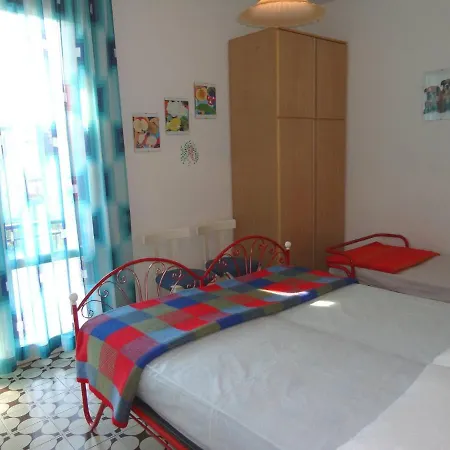 Newly Renovated With Private Garden Villa *