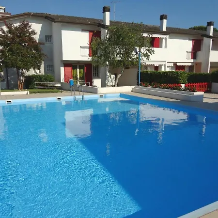Villa Newly Renovated With Private Garden Porto Santa Margherita di Caorle